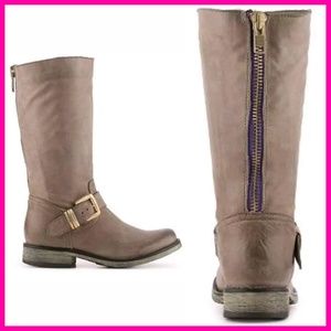 Steve Madden | Beige "Fabiana" Leather Boots | Sz9
